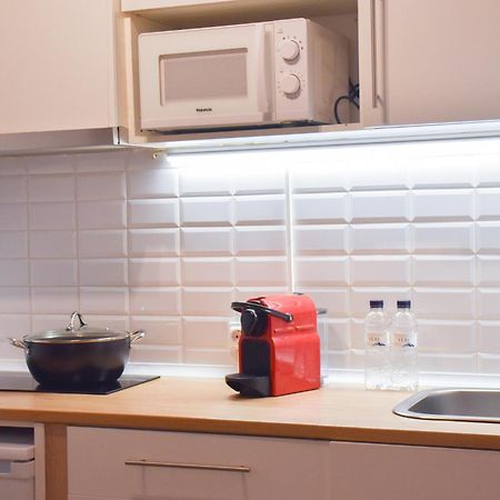 La Neu Studio Neuf Pour 4 Pax En Centre Ville Pas De La Casa Luaran gambar