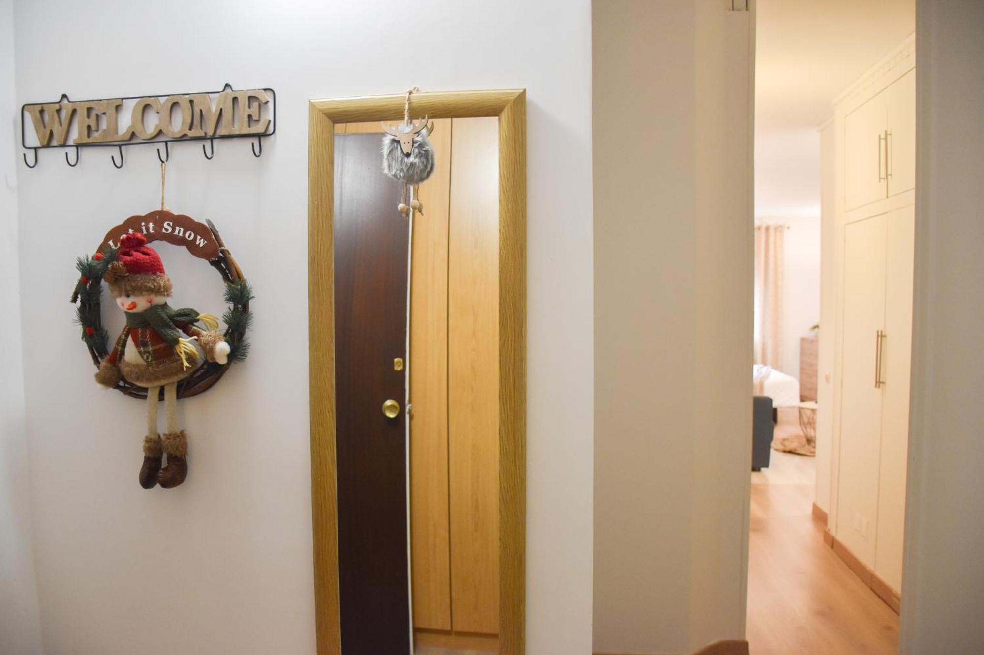 La Neu Studio Neuf Pour 4 Pax En Centre Ville Pas De La Casa Luaran gambar